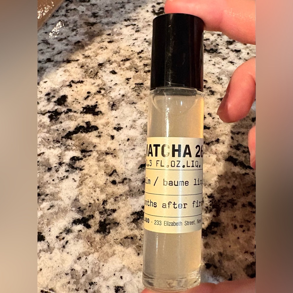 Le Labo Thé Matcha 26 Liquid Balm - Cream Label - Picture 2 of 3